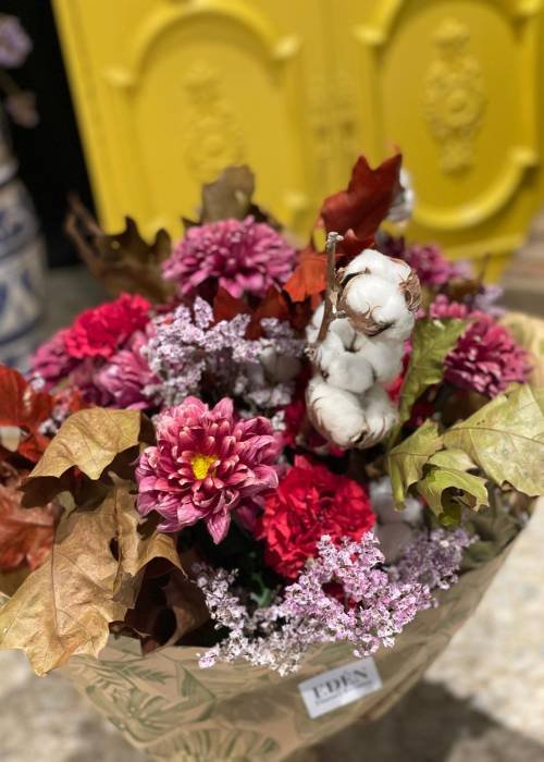Cesta de flores realizado por Edén Flores y Eventos